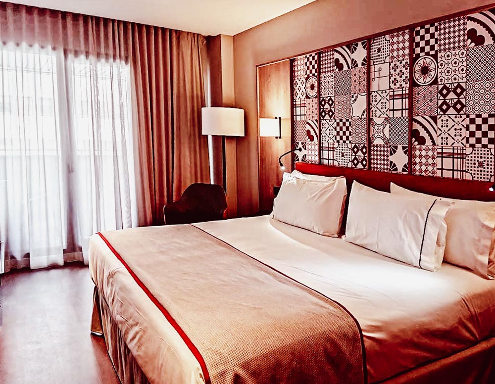 cheaper hotel in Seville eurostars guadalquivir