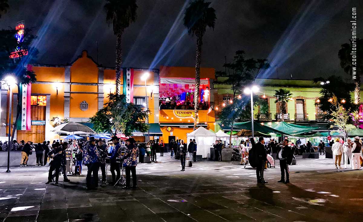 Mariachi Bands in Plaza Garibaldi Mexico City