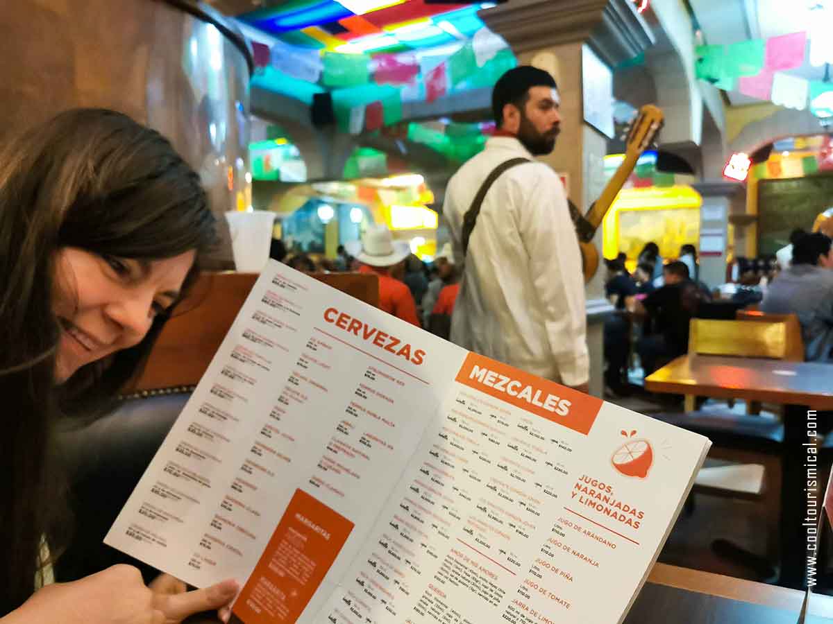 Eating at Salon Tenampa in Plaza Garibaldi
